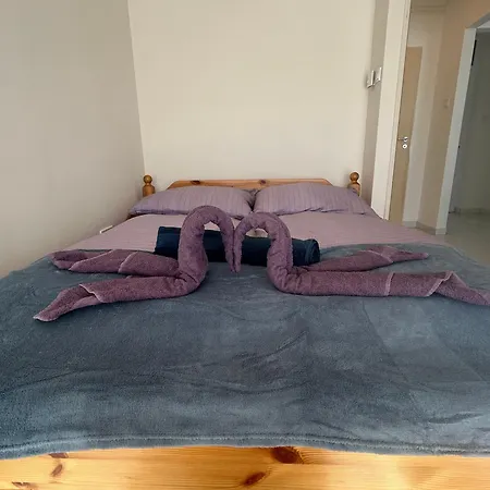 Amethyst Apartment
